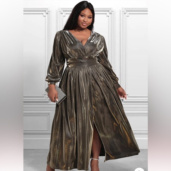 Beautiful formal gown - Picture 2 of 4